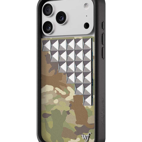 Wildflower iPhone case 17 Pro Max Cat Camo Stud Cute
