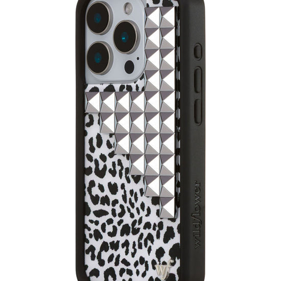 Wildflower iPhone case 15 Pro Snow Meow Stud Cute