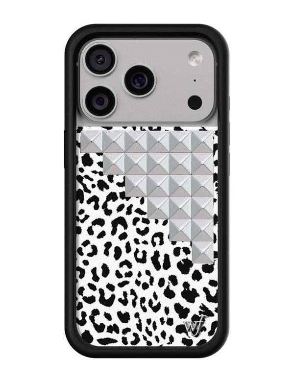 Wildflower iPhone case 17 Pro Snow Meow Stud Cute