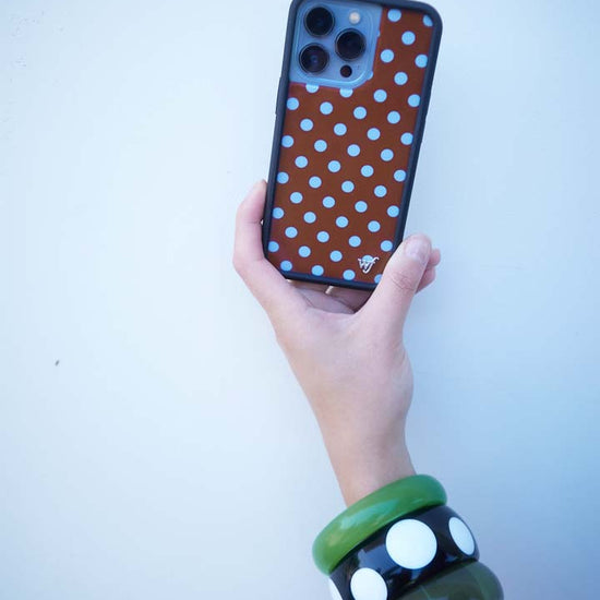 Lifestyle Image 07 Polka Dot | Brown and Blue