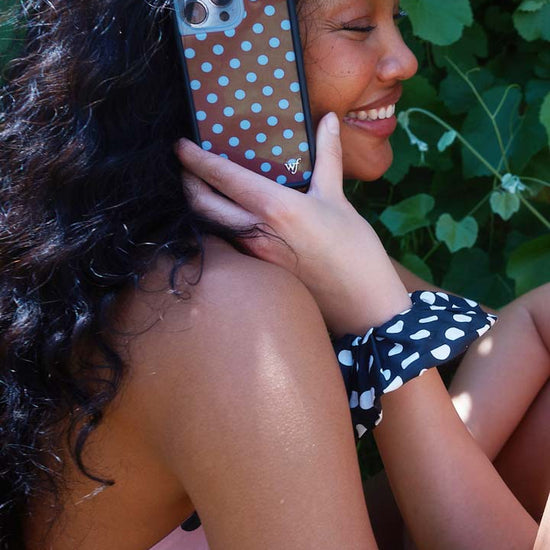 Lifestyle Image 06 Polka Dot | Brown and Blue