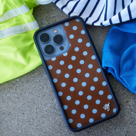Lifestyle Image 05 Polka Dot | Brown and Blue