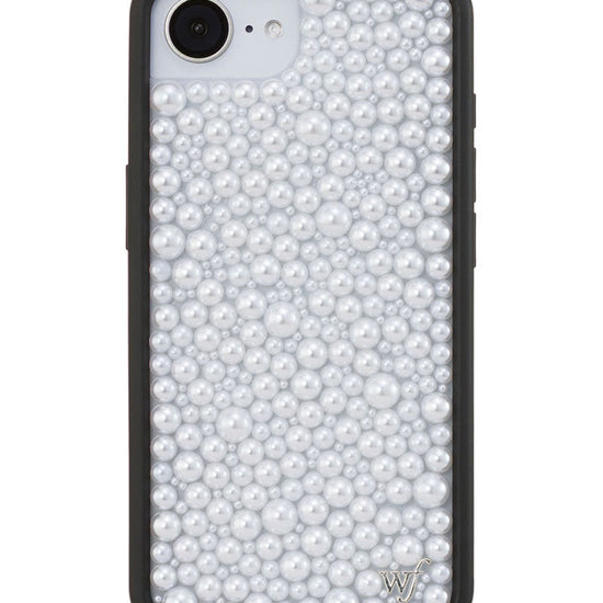 Wildflower iPhone case 16e Pearl White Cute