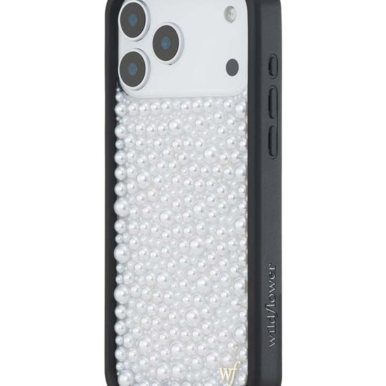 Wildflower iPhone case 18 Pro Max Pearl White Cute