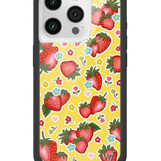 Wildflower Sweet Berries iPhone 15 Pro Case