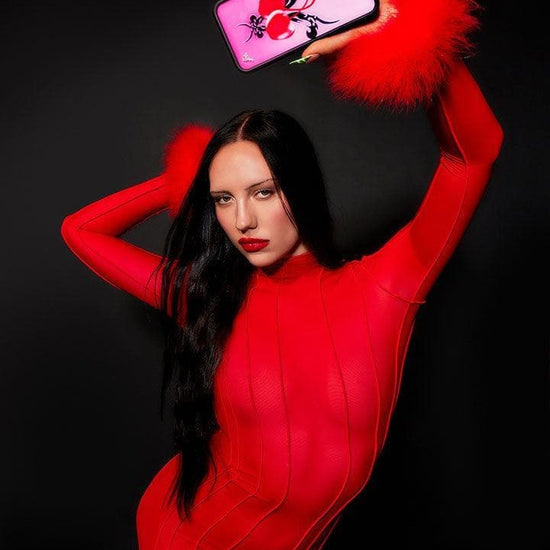 Lifestyle Image 03 Cherry Girls R 4EVER