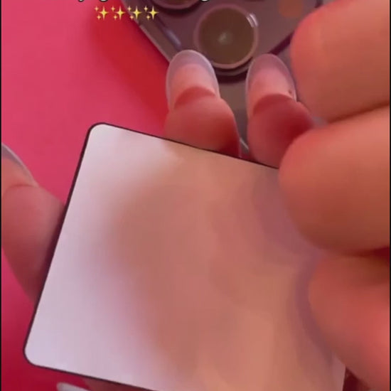lifestyle image 02 camera bling pink