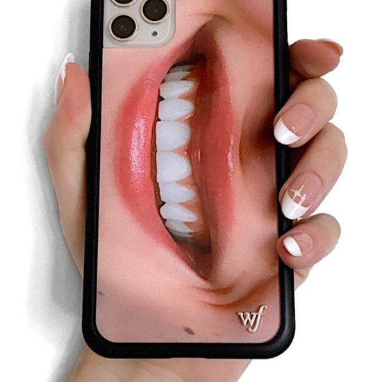 Devon Carlson Smile iPhone 11 Pro Max Case