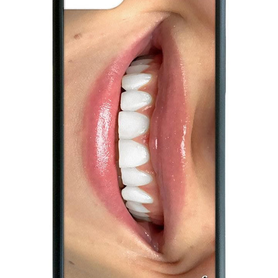 Devon Carlson Smile iPhone SE/6/7/8 Case