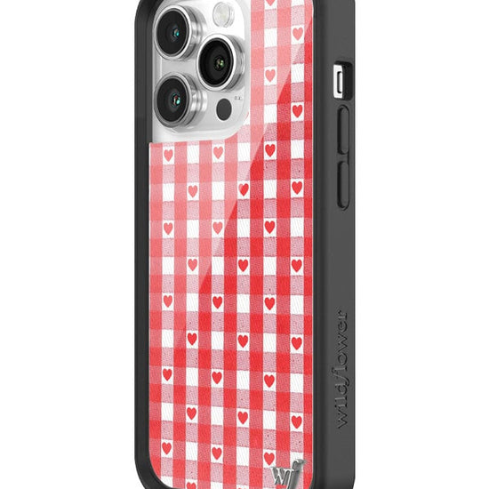 wildflower red gingham heart iphone 14pro case