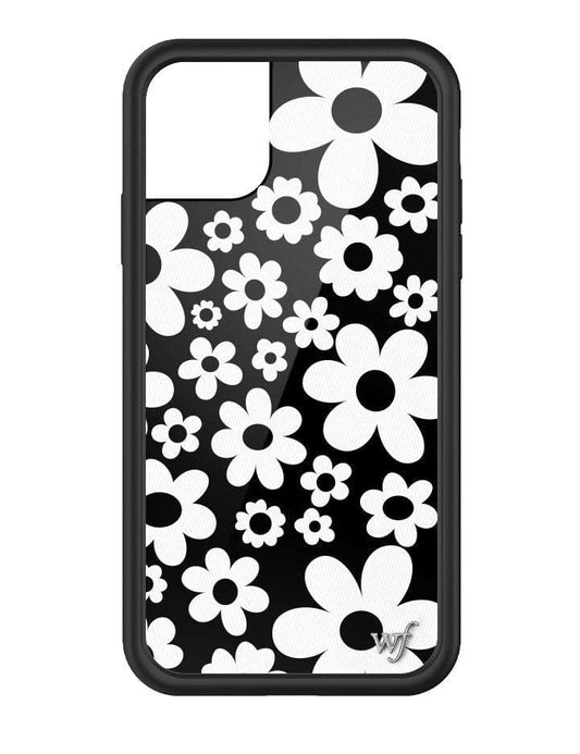 wildflower bloom | black and white iphone 11